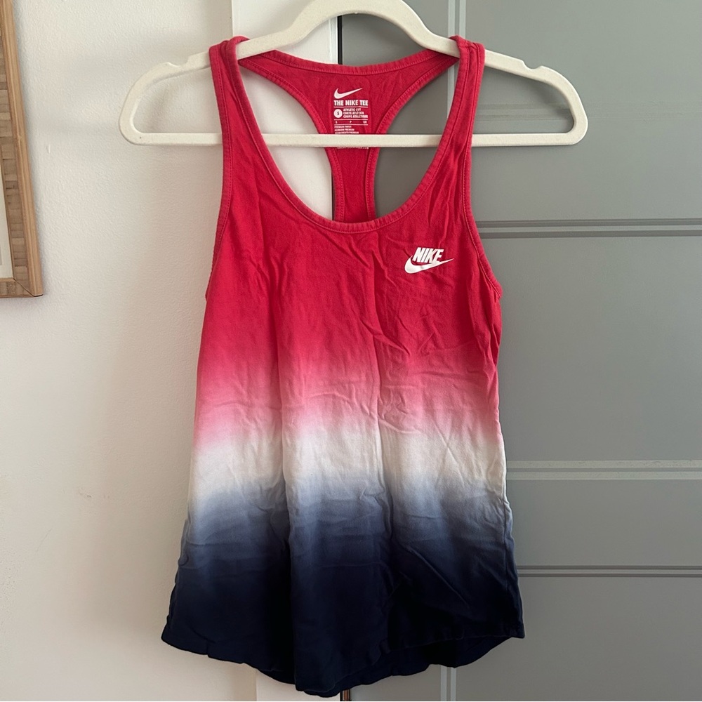 Nike tank, size small.